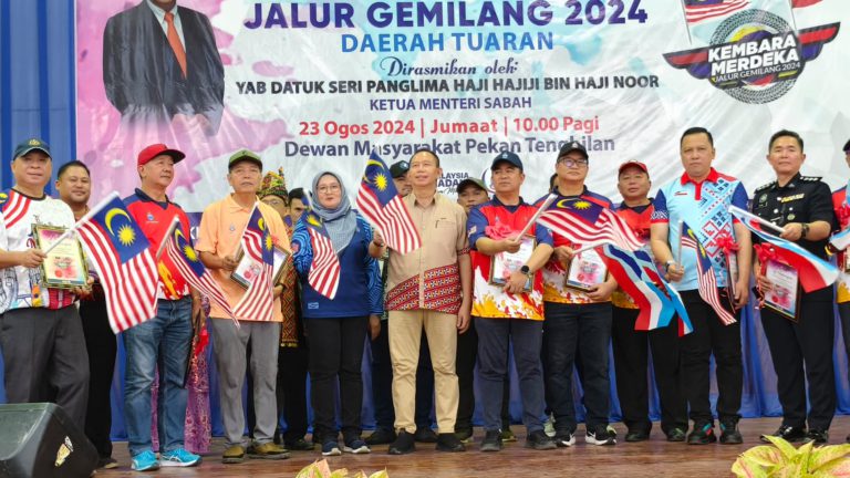 Kibar Jalur Gemilang, bendera Sabah semarakkan Bulan  Kebangsaan