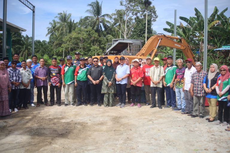 Pembinaan Dewan Perpaduan di SAN Gadong beri keselesaan kepada murid dan guru