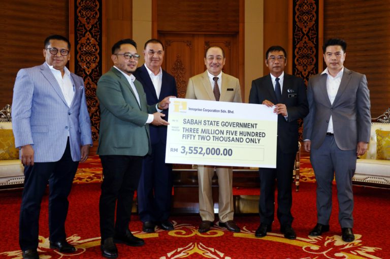 Ketua Menteri saksi tiga pembayaran dividen