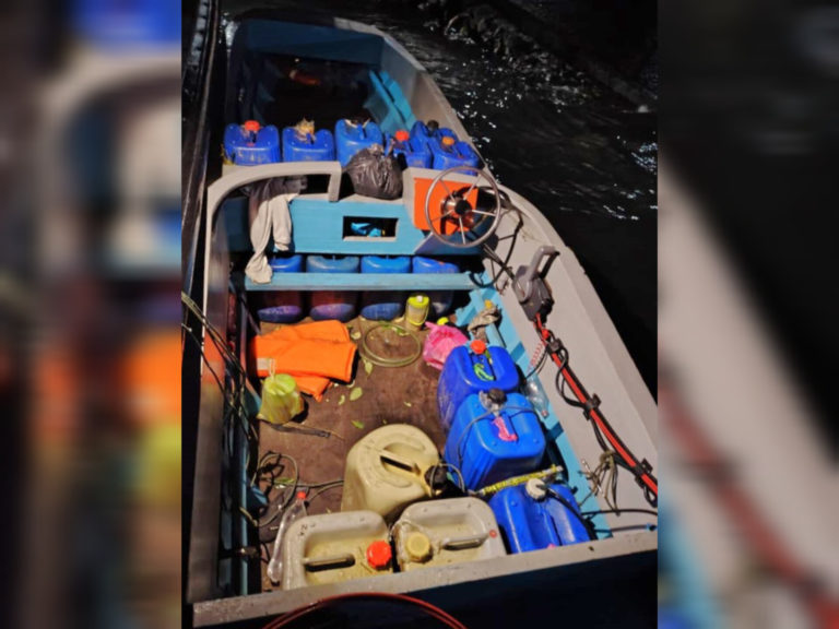 Cubaan seludup 675 liter minyak petrol ke negara jiran gagal