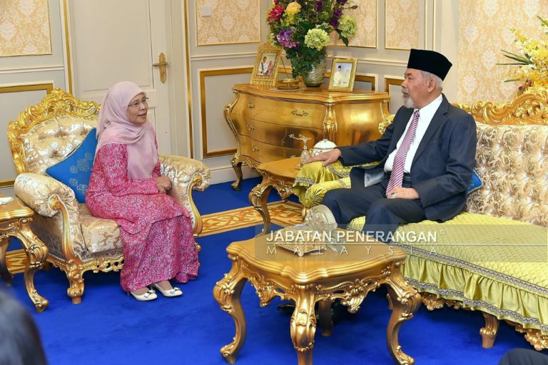 Tun Juhar terima kunjungan hormat Ketua Hakim Negara