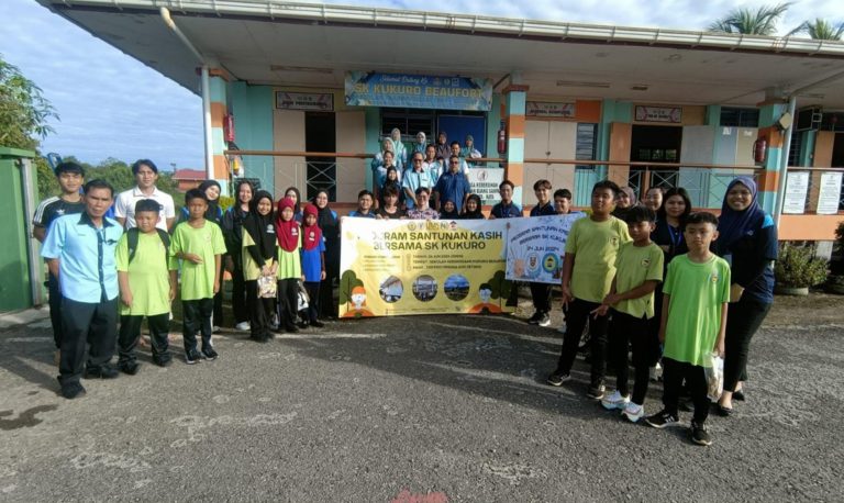 Program CSR siswa UMS santuni murid SK Kukuro, Beaufort