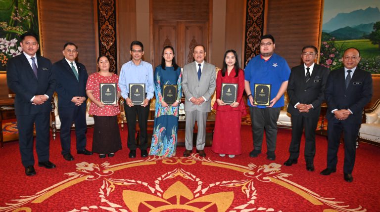 Lima pelajar Sabah terima BKNS ke luar negara