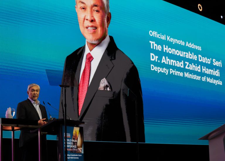 Jemaah Menteri Setuju Kekal Dasar Sedia Ada Permohonan Sijil Halal – Ahmad Zahid