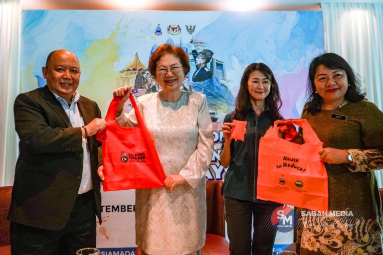 5,000 beg guna semula diagihkan sempena Hari Malaysia esok