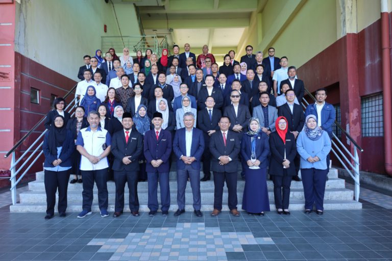 PKK perkukuh jalinan bersama pemain industri