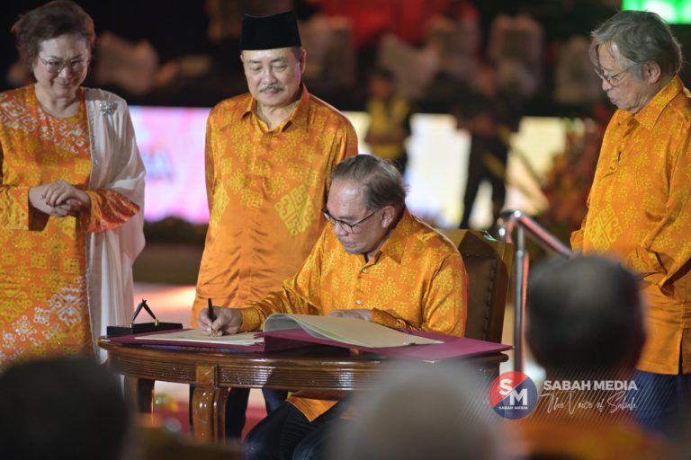 Sambutan Hari Malaysia disifatkan bawa makna besar