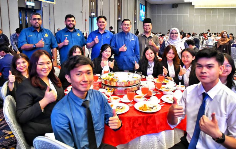 Permohonan subsidi tiket penerbangan untuk mahasiswa Sabah akan dibuka Disember 2024 – Arifin