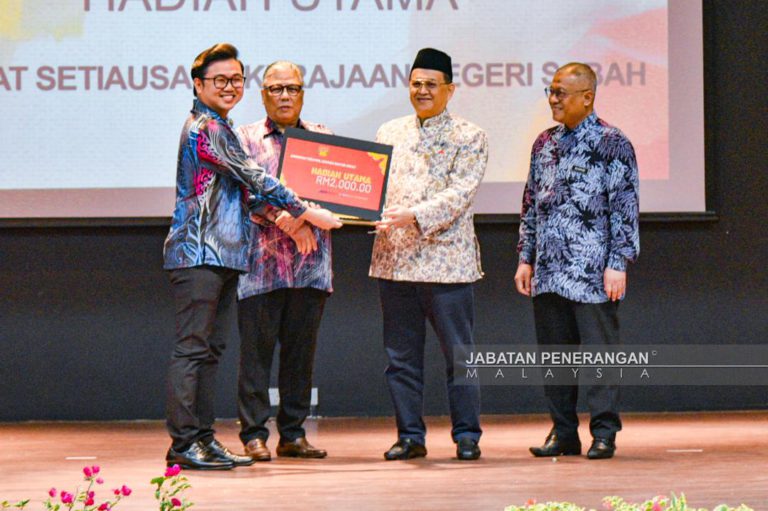 Kerajaan beri perhatian terhadap bahasa dan sastera