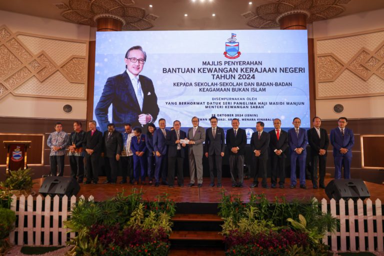 Sekolah, badan keagamaan bukan Islam di Sabah terima bantuan Kerajaan negeri