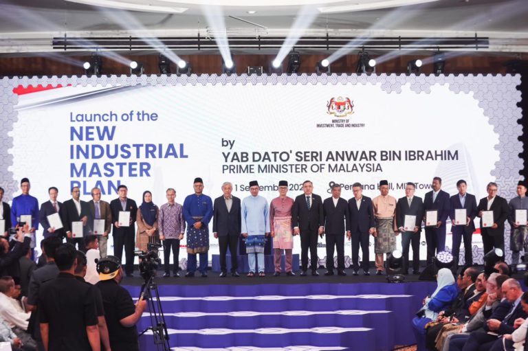 Pelan Induk Perindustrian Baharu 2030 (NIMP 2030): Pemacu Transformasi Ekonomi Malaysia