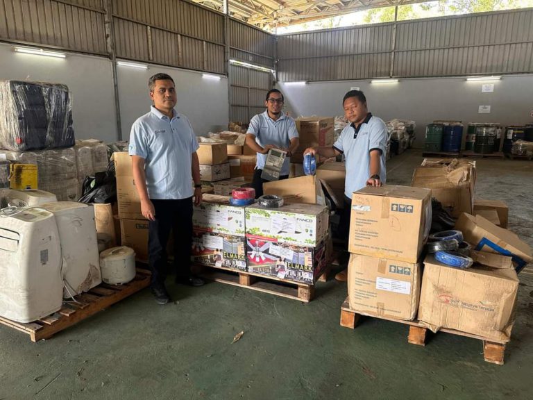 1,224 barang rampasan bernilai lebih RM100,000 di Sabah dilupuskan ST