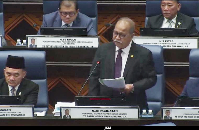 “Kalau nak mengeluh, baik letak jawatan” – Abidin sindir wakil rakyat