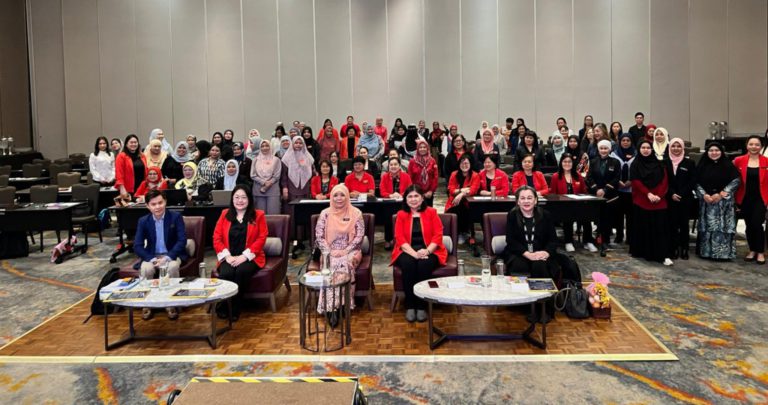 100 usahawan sertai seminar berkaitan e-invois dalam perniagaan
