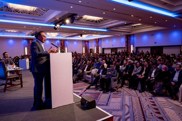 Kos Pembangunan Semula Gaza Dianggarkan Us$1 Trilion – Anwar