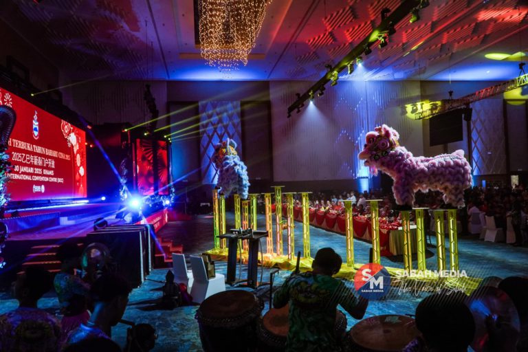 Tradisi rumah terbuka wadah menyatukan rakyat 