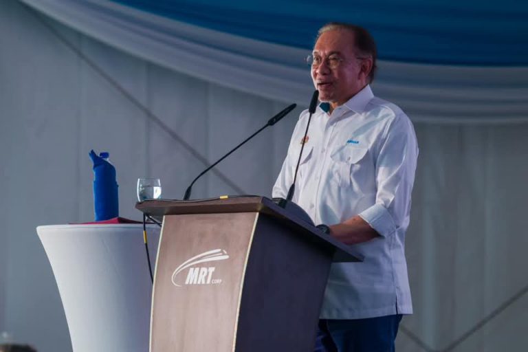 PM Anwar seru rakyat tumpu perkara bantu Malaysia jadi negara hebat