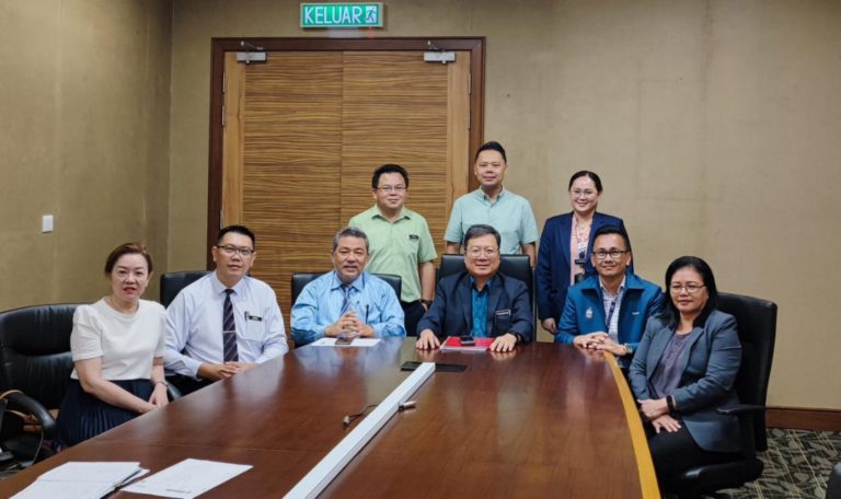 Penyerahan Kepala Singa 2025 sempena Tahun Baru Cina Khamis ini