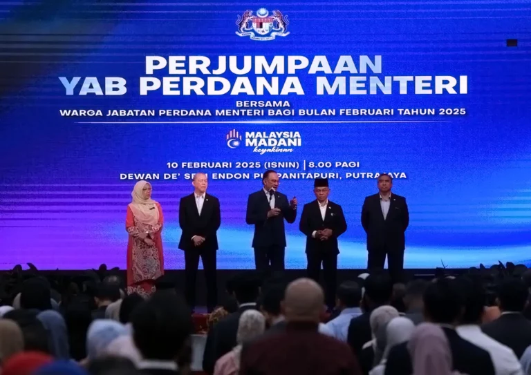 Perdana Menteri Tekankan Segera Usaha Kebajikan Rakyat dan Gunakan Tender Terbuka