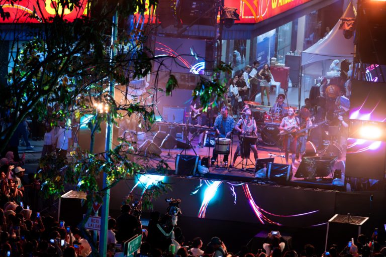 Lampoopalooza 2025 gegar Kota Kinabalu, Dabra Sia pukau pengunjung