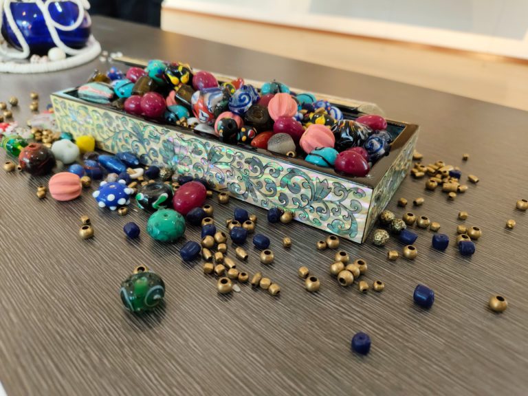 ‘ Derivatives: Beads & Lore’Pameran khas budaya manik Sabah hujung minggu ini