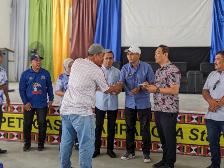 SSM serah sumbangan wakalah zakat kepada 174 golongan memerlukan di Petagas