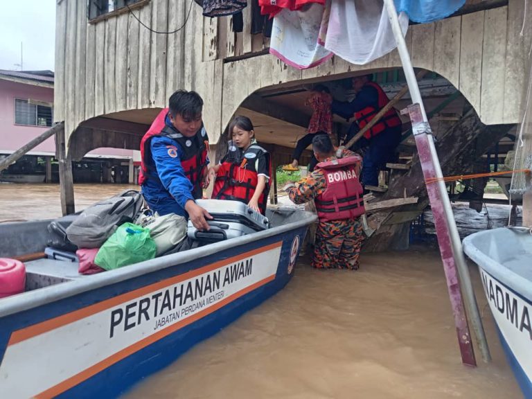 Banjir semakin buruk di Sabah, jumlah mangsa melebihi 1,000 orang