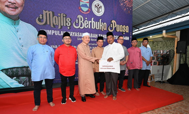 Lebih 1,000 penduduk berbuka puasa bersama Ketua Menteri