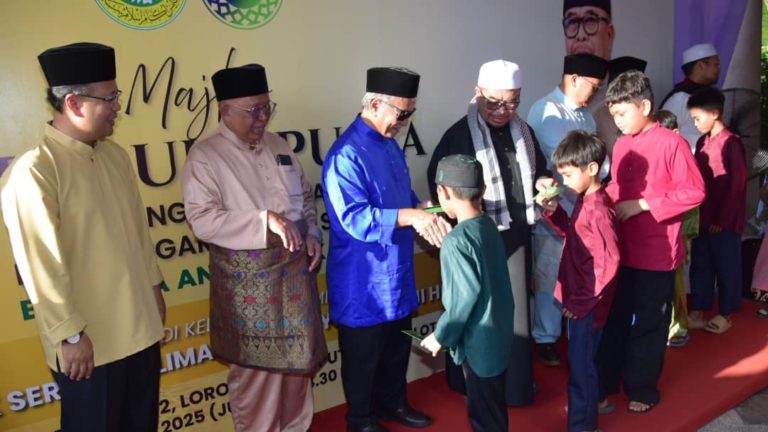 Tunaikan Zakat Fitrah terus kepada MUIS