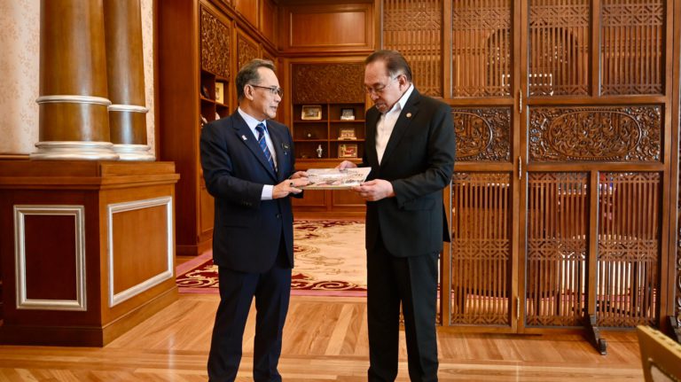 Perdana Menteri terima kunjungan hormat Setiausaha Persekutuan Sabah