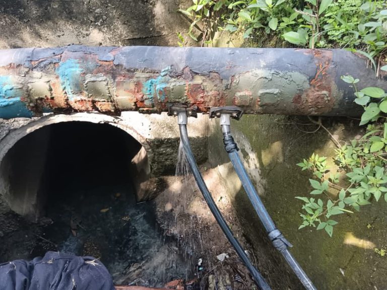 Paip retak, sambungan haram antara punca utama gangguan bekalan air di Sepanggar, Tuaran