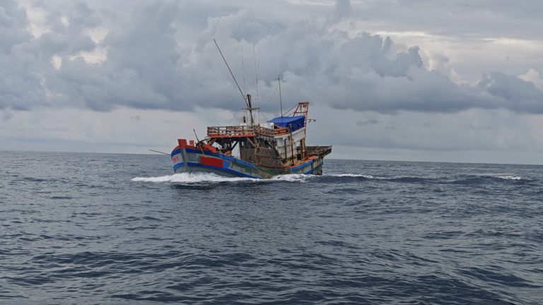 Maritim Malaysia tahan dua kapal nelayan Vietnam