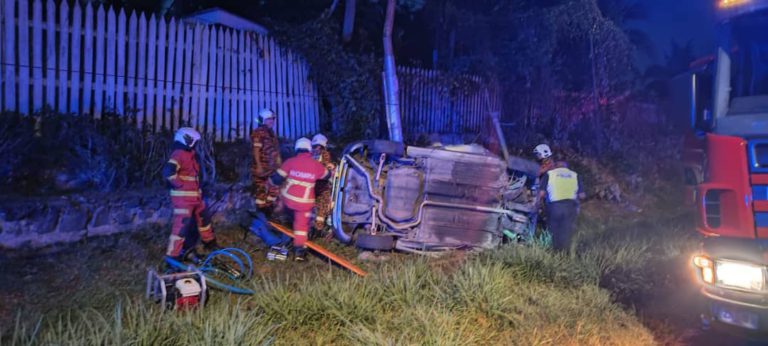Lelaki maut selepas kereta terbabas langgar tiang letrik