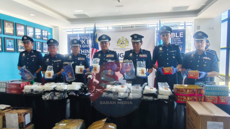 Dadah jenis methamphetamine, pelbagai barangan seludup bernilai lebih RM3.3 juta dirampas -JKDM