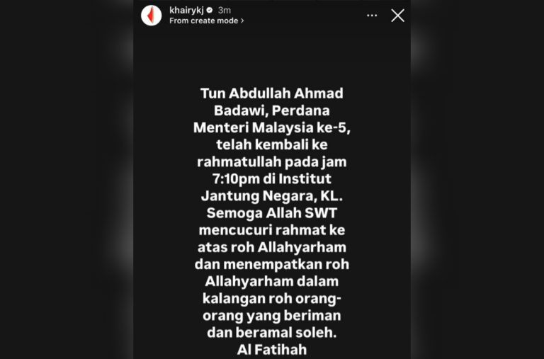 Tun Abdullah Ahmad Badawi meninggal dunia