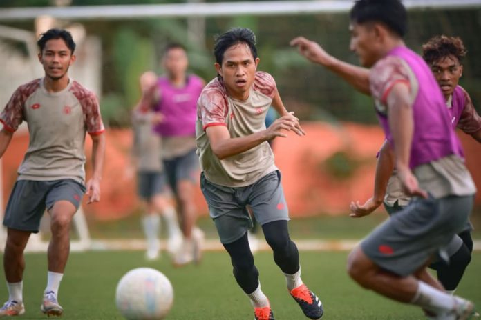 Picsart_25-04-19_13-45-22-911