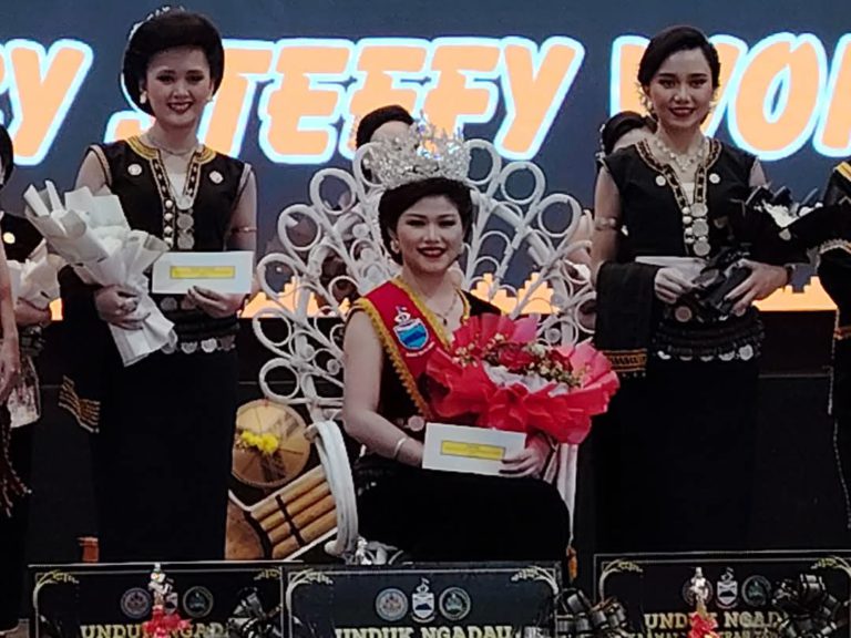 Mercy Stefie Wong dinobat Unduk Ngadau Kaamatan Tawau