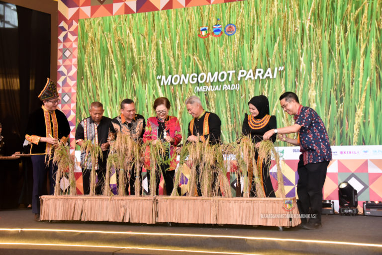 Pesta Kaamatan platform pemerkasaan warisan, ekonomi tempatan