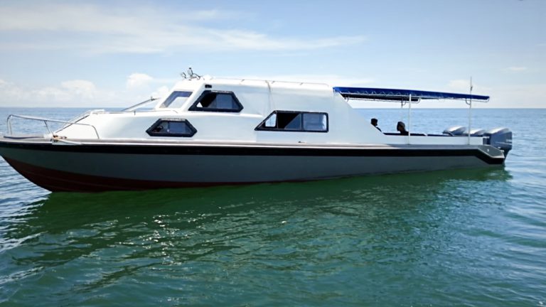 Maritim Malaysia tahan bot ‘hantu’ bawa petrol, penumpang tanpa dokumen