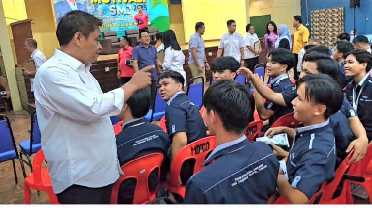 Ilmu dan teknologi kunci kejayaan anak muda – Masiung