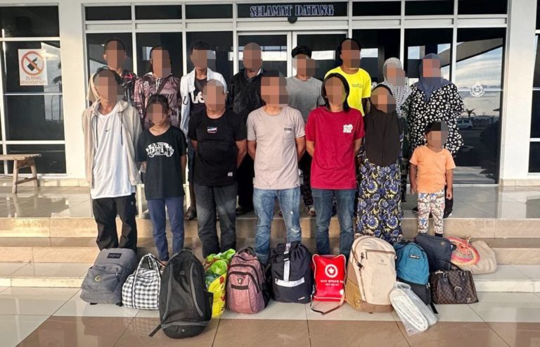 25 PATI ditahan di perairan Pulau Boheian