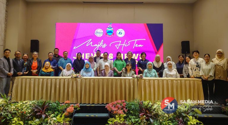 Usaha memperkasa wanita dengan fokus pendidikan, keusahawanan dan politik