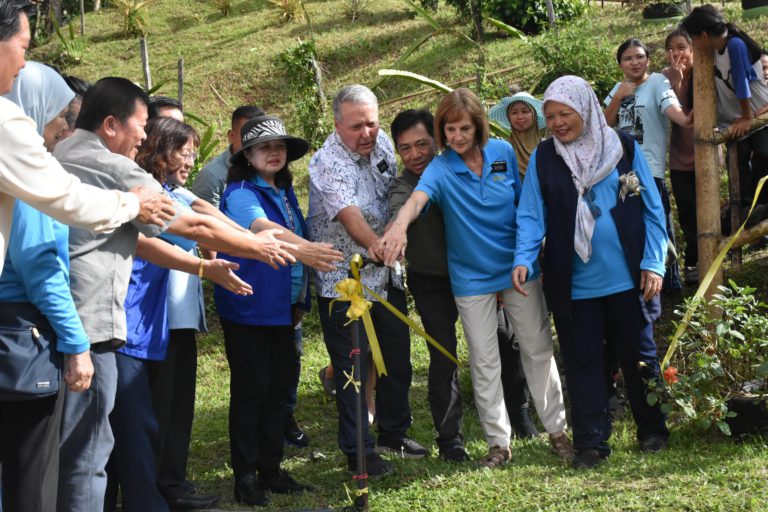 Projek bekalan air bersih, Rotary bantu lebih 1,000 penduduk Kg Takutan dan Tamalang