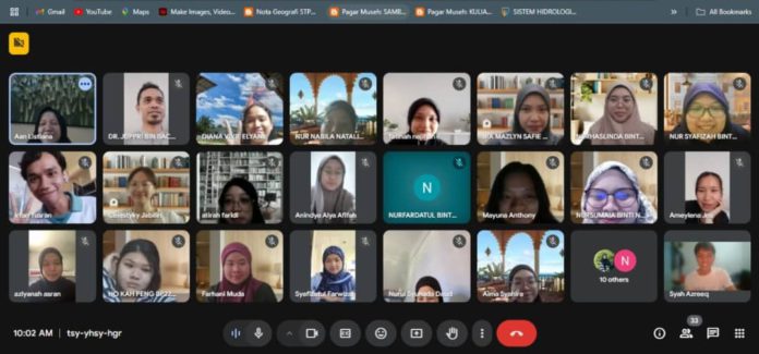 Gambar 1 - Sesi kuliah online bersama pensyarah UPI, Dr. Aan Listiana