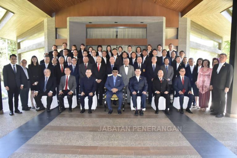 Perdagangan Malaysia-China cecah rekod tertinggi USD212 Bilion