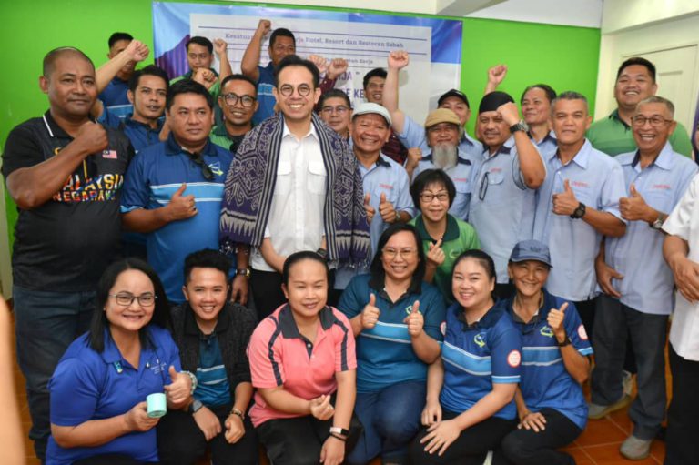 Steven Sim kunjungi Kesatuan Pekerja Hotel Sabah, tumpu isu gaji dan Ordinan Buruh