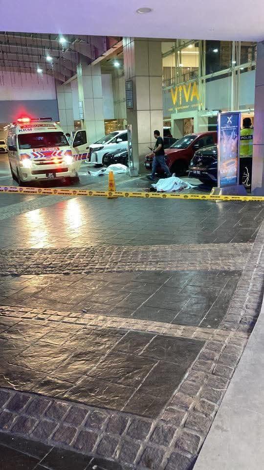 Dua Lelaki Ditembak Mati di Depan Pusat Beli-Belah di Cheras