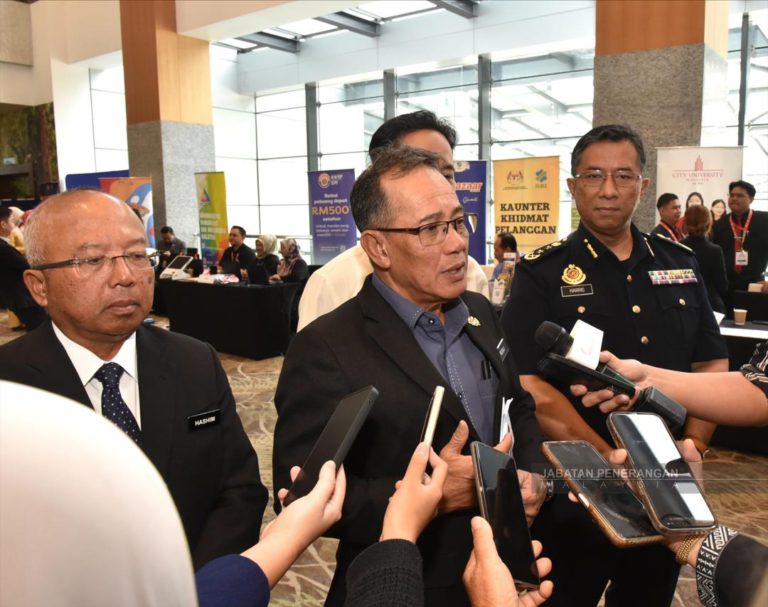 Lebih 800 penjawat awam sertai seminar kukuh nilai integriti