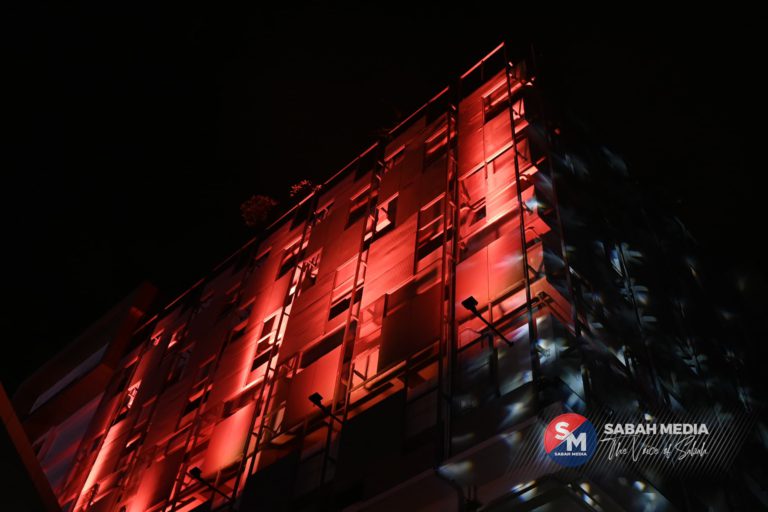 Terminal KK Central bangunan pertama dihiasi pencahayaan pintar