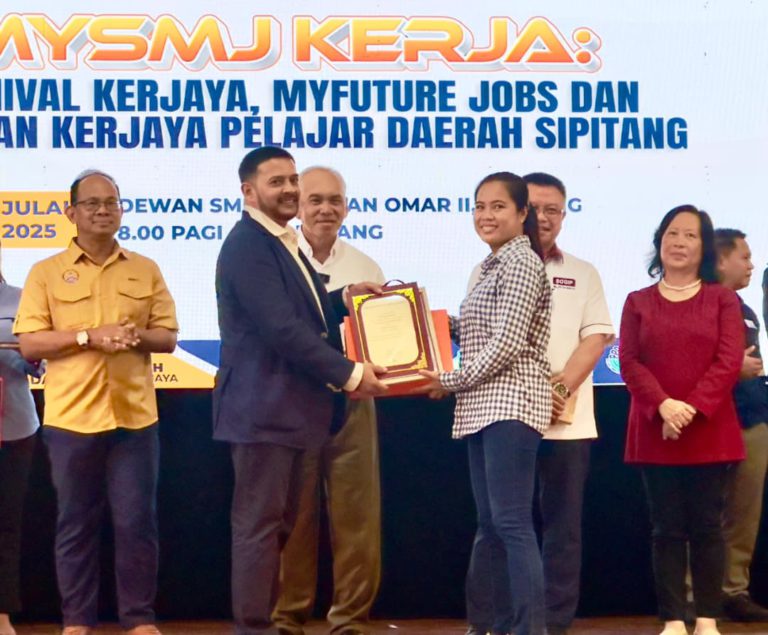 Karnival kerjaya anjuran SSMJ @ Sipitang berjaya cetus peluang pekerjaan di SOGIP